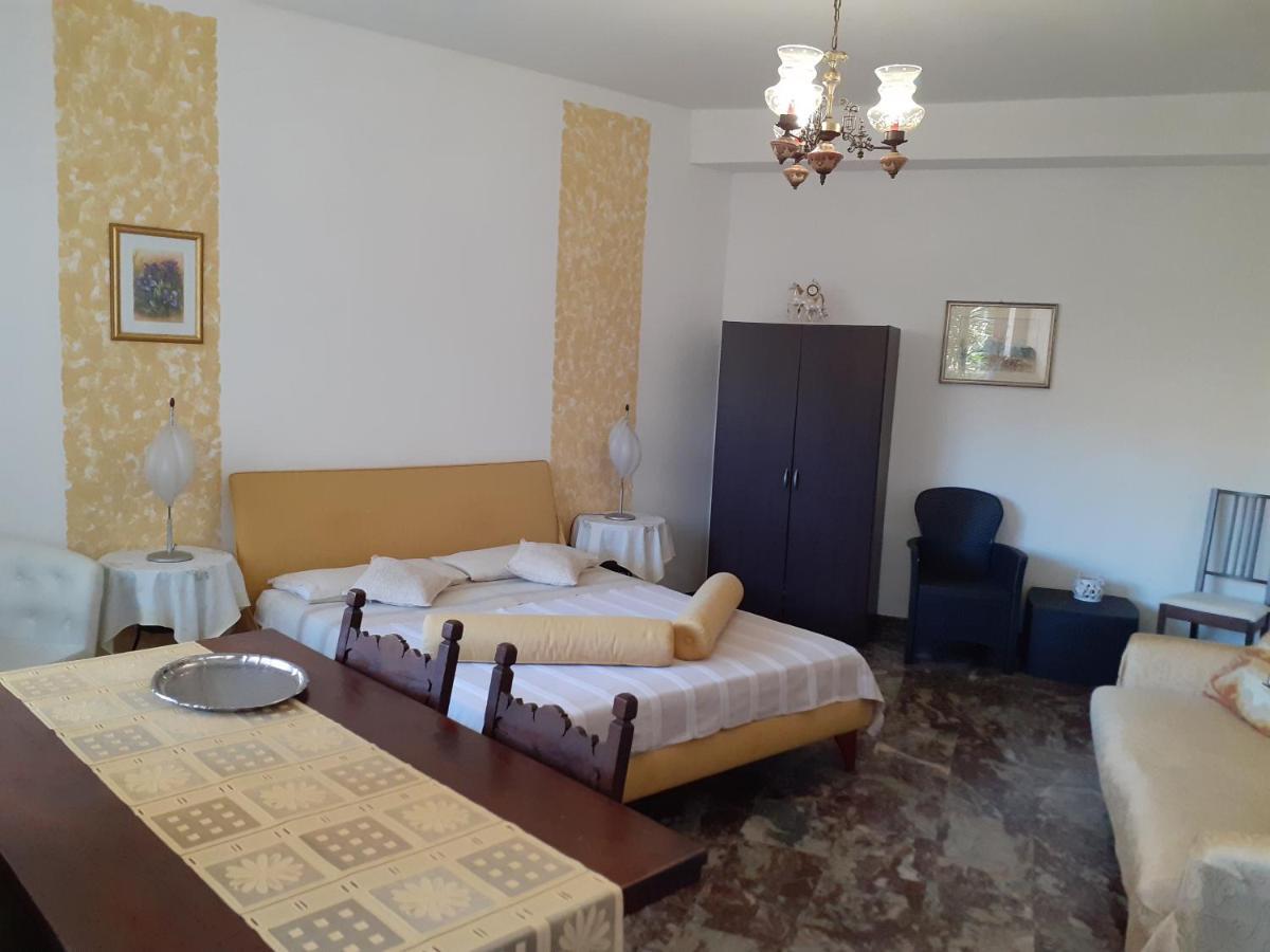 Saglia Apartments مالتشيزينيه المظهر الخارجي الصورة